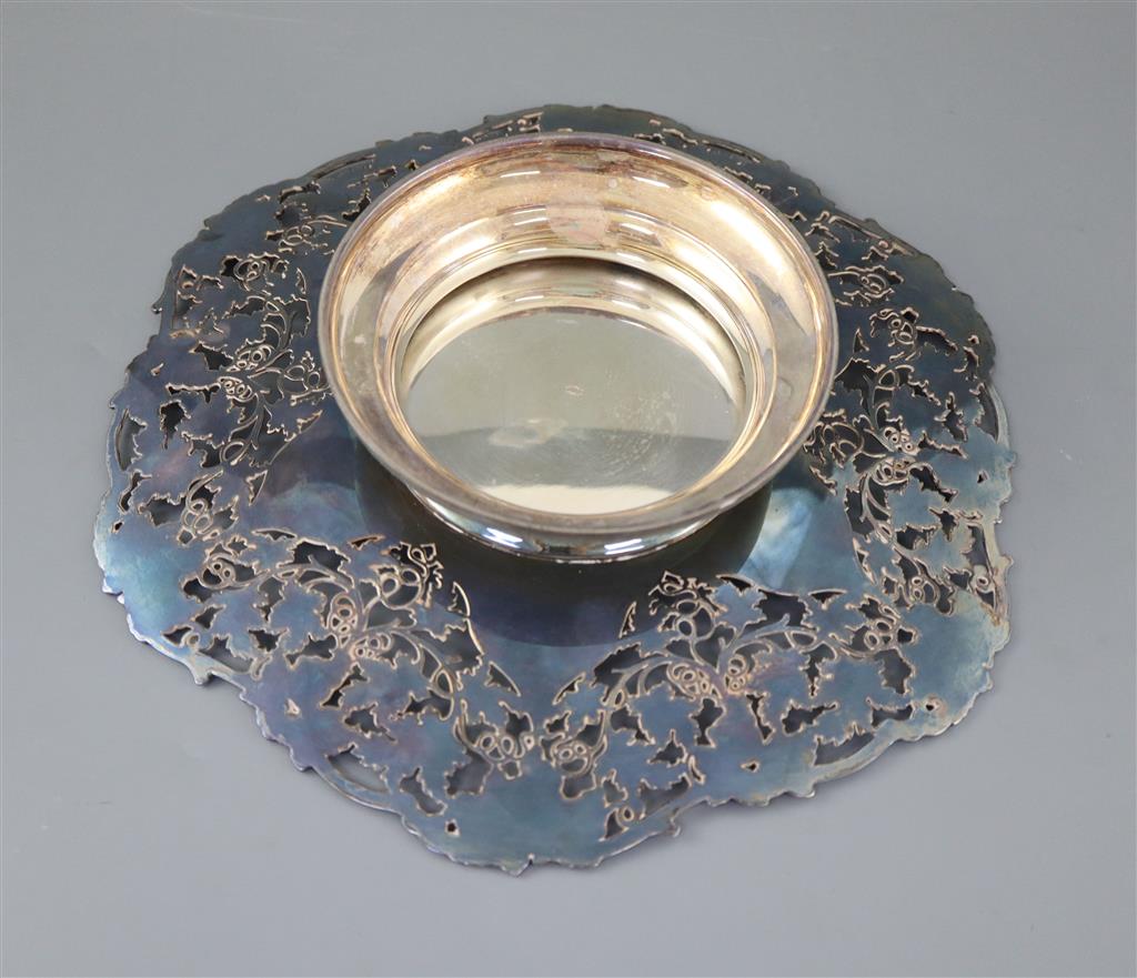 A George VI pierced silver pedestal dish, by Asprey & Co Ltd,